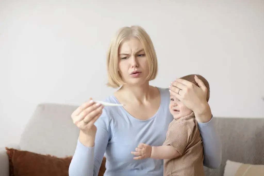 Zdjęcie Gorączka przy ząbkowaniu: jak długo trwa i co powinieneś wiedzieć