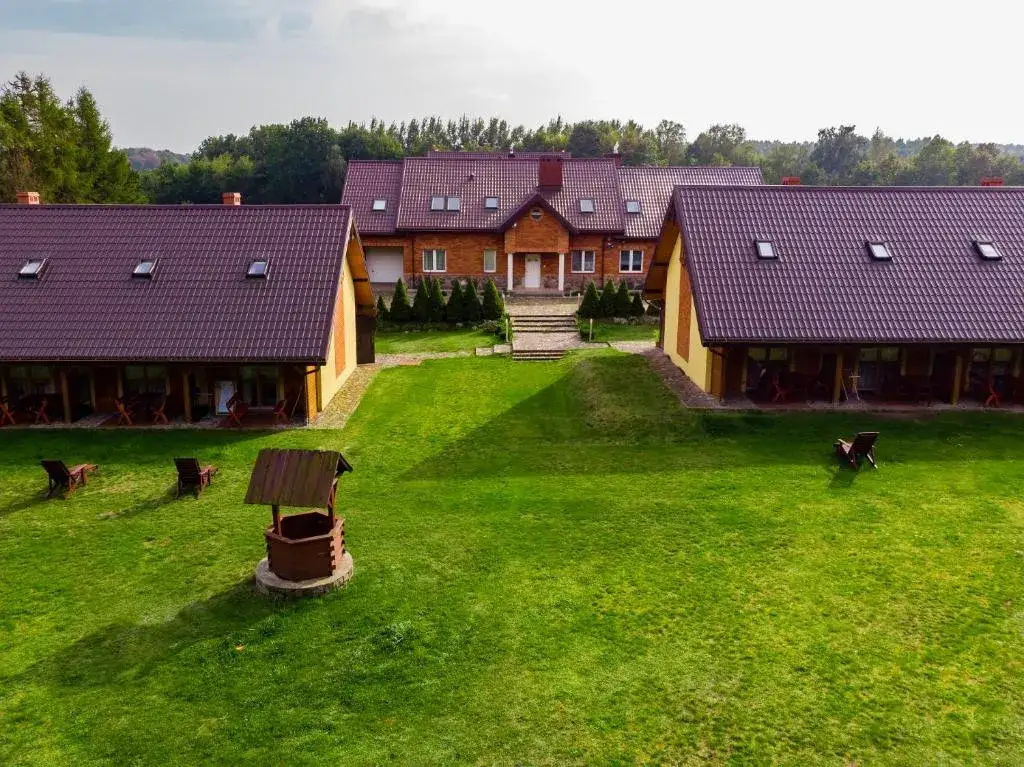 Zdjęcie Malinowy Dworek - idealne miejsce na relaks i komfortowy wypoczynek