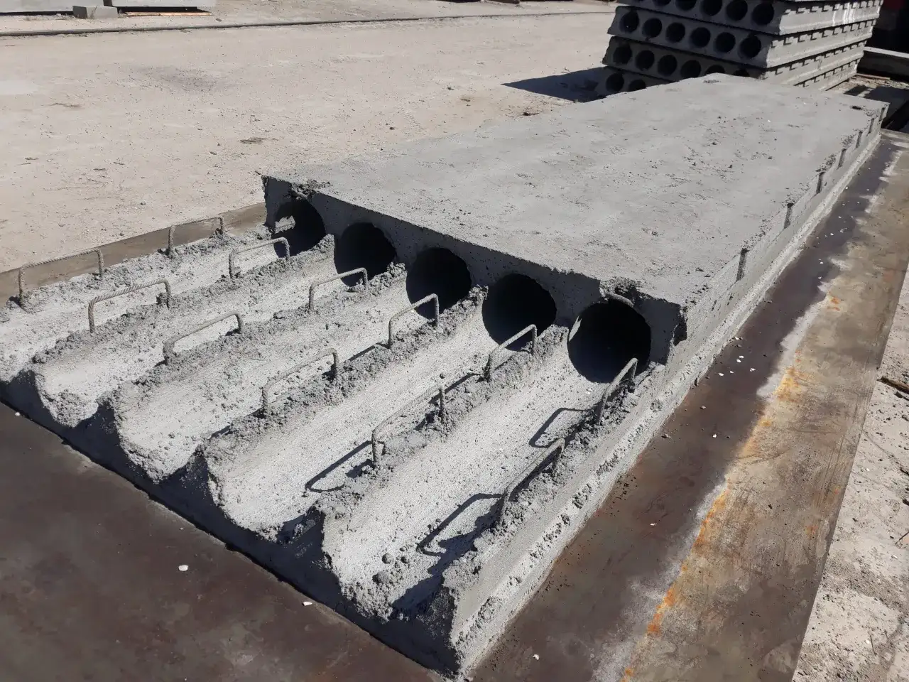 Zdjęcie Płyta żerańska: cena za m2 i aktualne koszty w 2025 roku