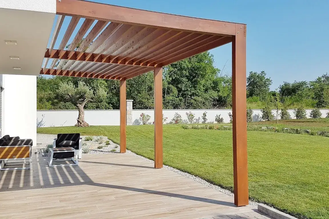 Zdjęcie Jak tanio zrobić taras na działce – materiały, koszty i proces budowy