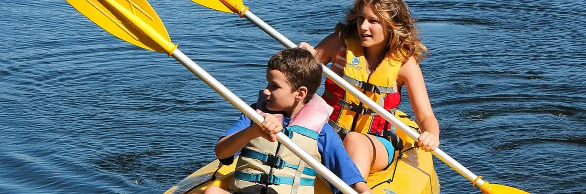 Zdjęcie Ile kosztuje spływ kajakiem? Ceny, które mogą Cię zaskoczyć