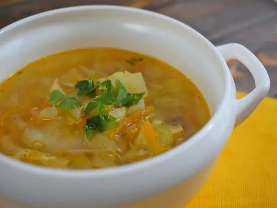 Zdjęcie Jakie przyprawy do kapuśniaku z kiszonej kapusty, aby zupa była wyjątkowa?