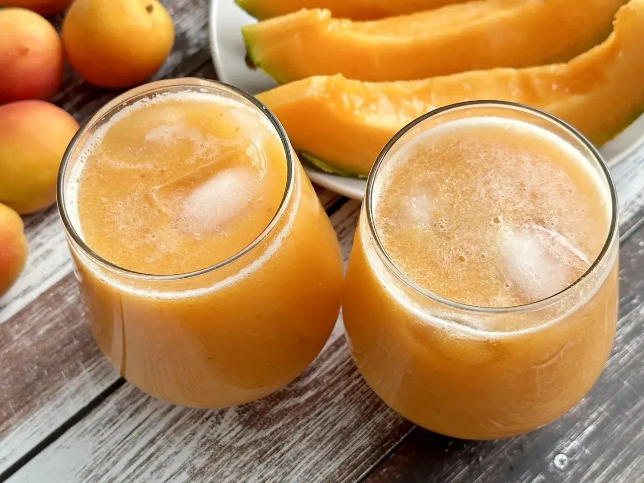 Zdjęcie Orzeźwiający koktajl z melona – 10 przepisów na zdrowe napoje