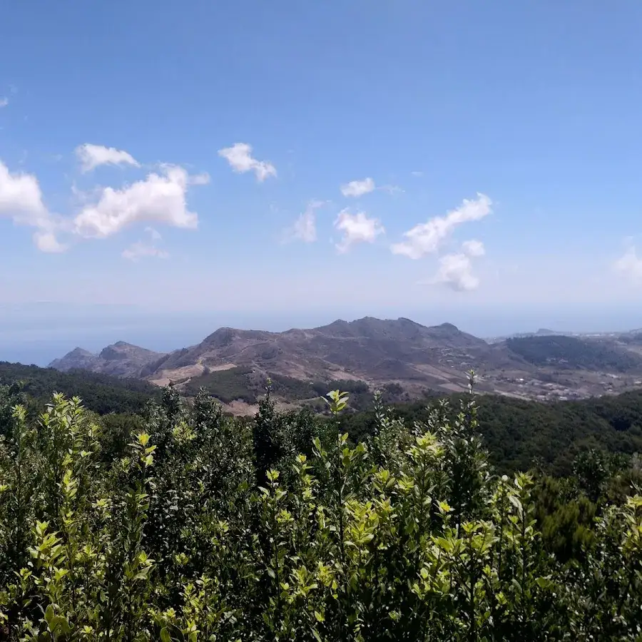 Zdjęcie Mirador de Zapata: vistas impresionantes y secretos ocultos en La Laguna