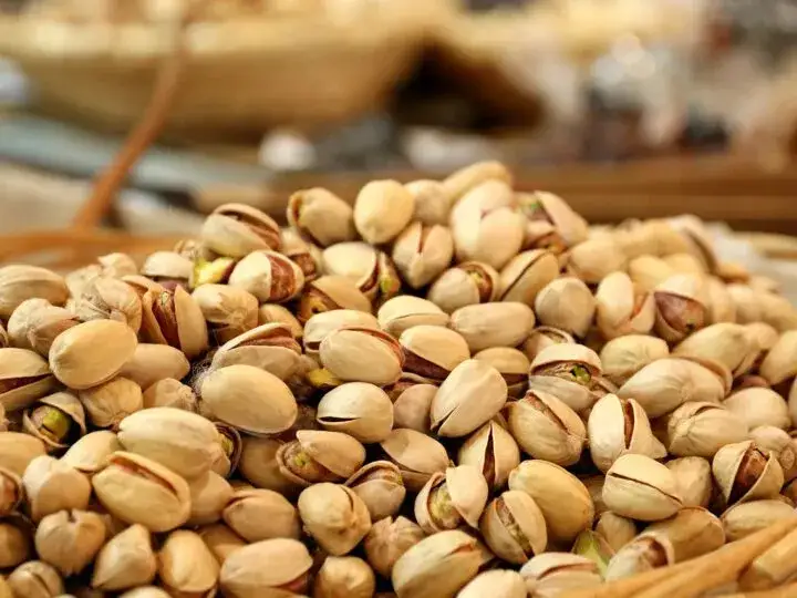 Zdjęcie Skąd pochodzą pistacje? Fascynująca historia i ich korzenie