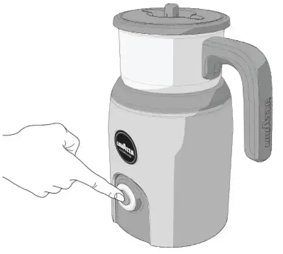 Zdjęcie Jak skutecznie czyścić spieniacz do mleka, aby uniknąć uszkodzeń?