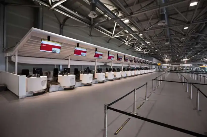 Zdjęcie Co to jest terminal na lotnisku i jakie ma kluczowe funkcje?