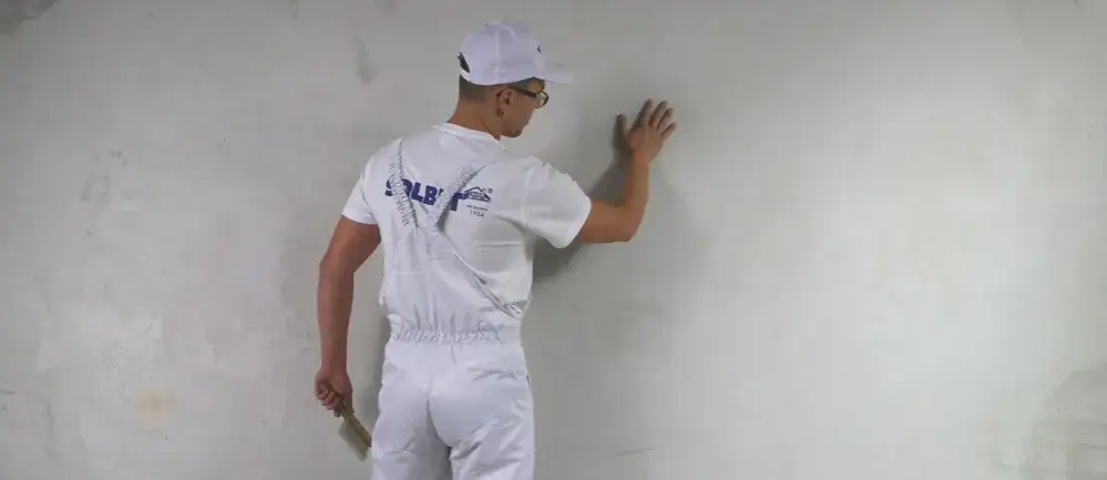 Zdjęcie Jaki grunt pod gips szpachlowy wybrać, aby uniknąć problemów?