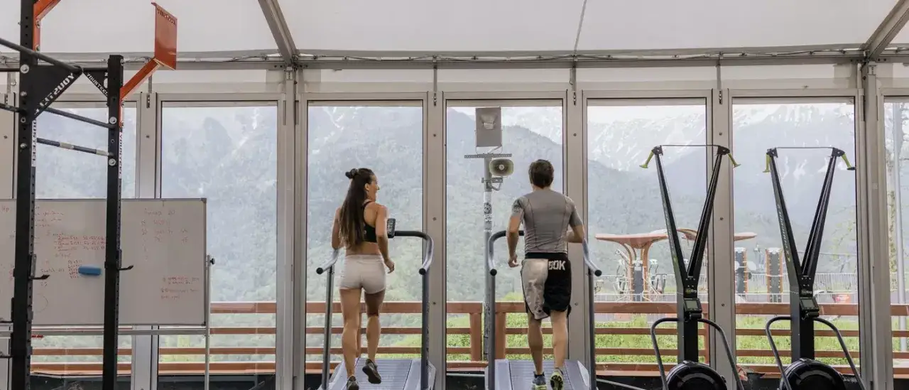 Zdjęcie Jak korzystać z bieżni, aby uniknąć błędów i osiągnąć efekty