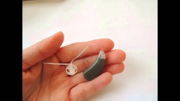 Zdjęcie Ile kosztuje dobry aparat słuchowy? Ceny i kluczowe informacje