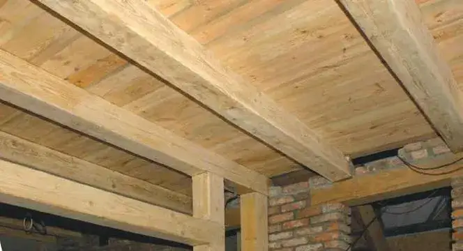 Zdjęcie Jak skutecznie wzmocnić strop drewniany i uniknąć kosztownych błędów