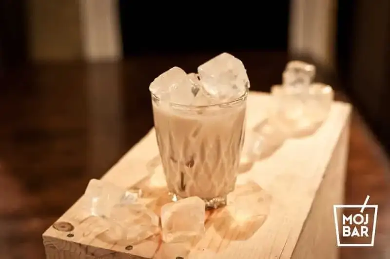 Zdjęcie Biały rusek drink - prosty przepis na klasyczny koktajl z historią