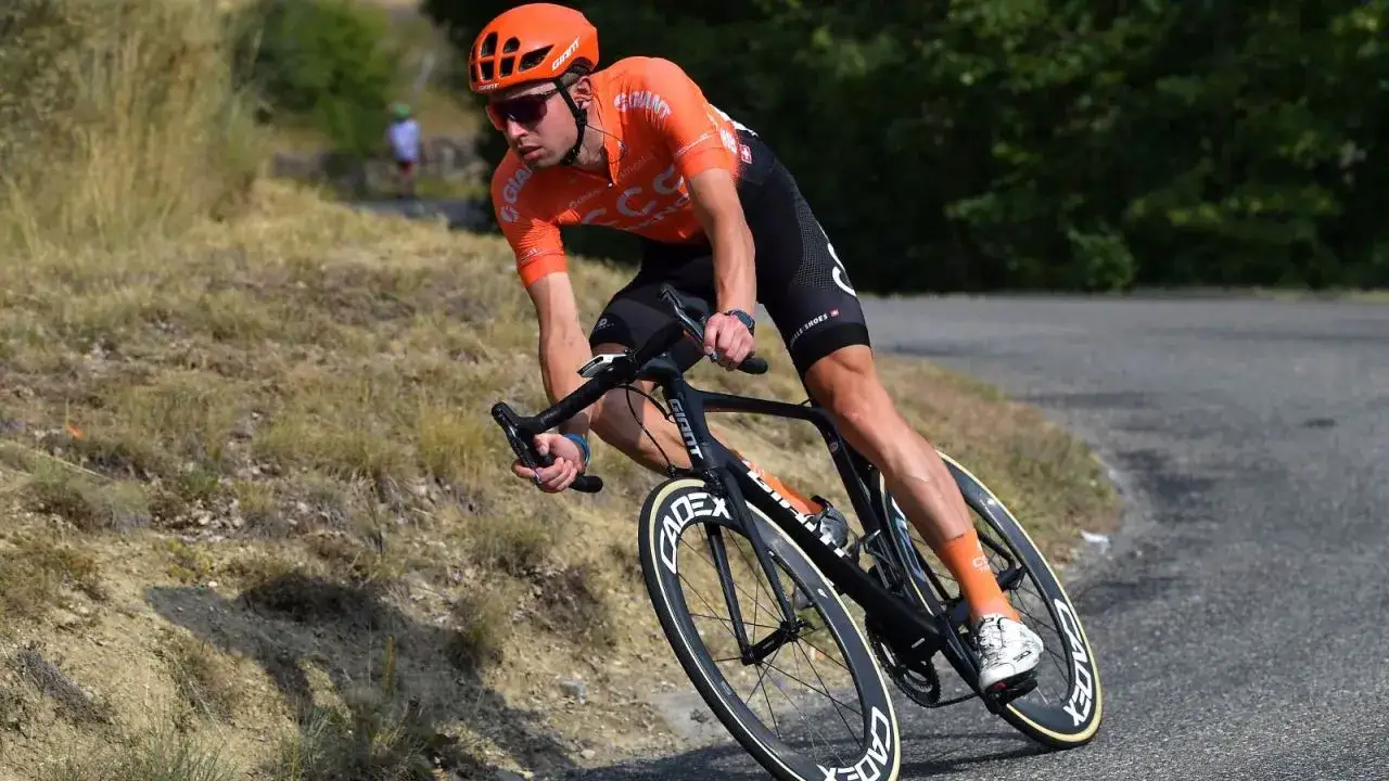 Zdjęcie Łukasz Wiśniowski kolarz: jego niezwykłe osiągnięcia i kariera