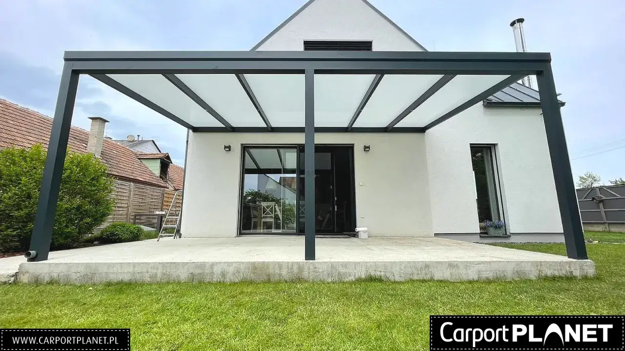 Zdjęcie Co na dach pergoli: najlepsze materiały i ich zalety dla Twojej przestrzeni