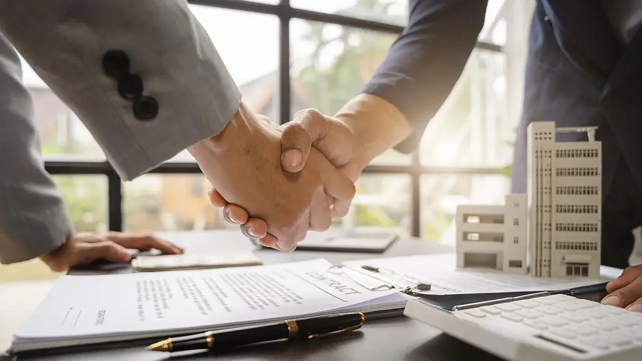 Zdjęcie Kredyt na lokal usługowy: wszystko co musisz wiedzieć przed złożeniem wniosku