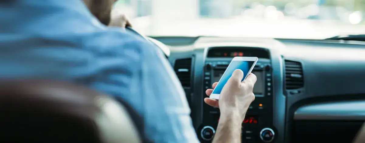 Zdjęcie Ile za telefon mandat? Sprawdź kary i jak ich uniknąć