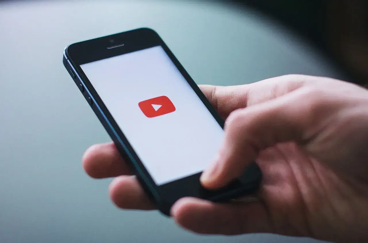 Zdjęcie Jak oglądać filmy VR na telefonie: 7 prostych kroków i trików