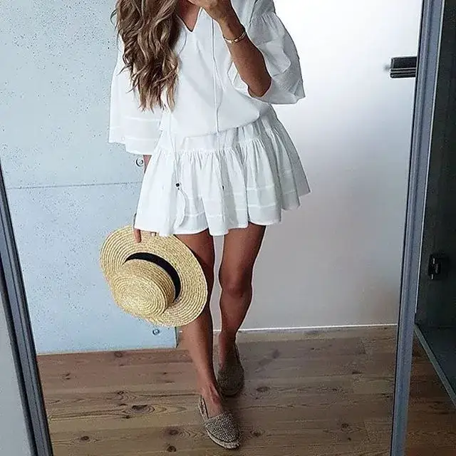 Zdjęcie Modne i wygodne outfit na wakacje – jak się ubrać na każdą okazję?
