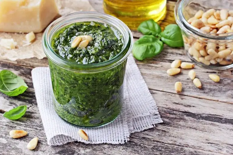 Zdjęcie Pesto z bazylii do czego podawać – zaskakujące pomysły na dania