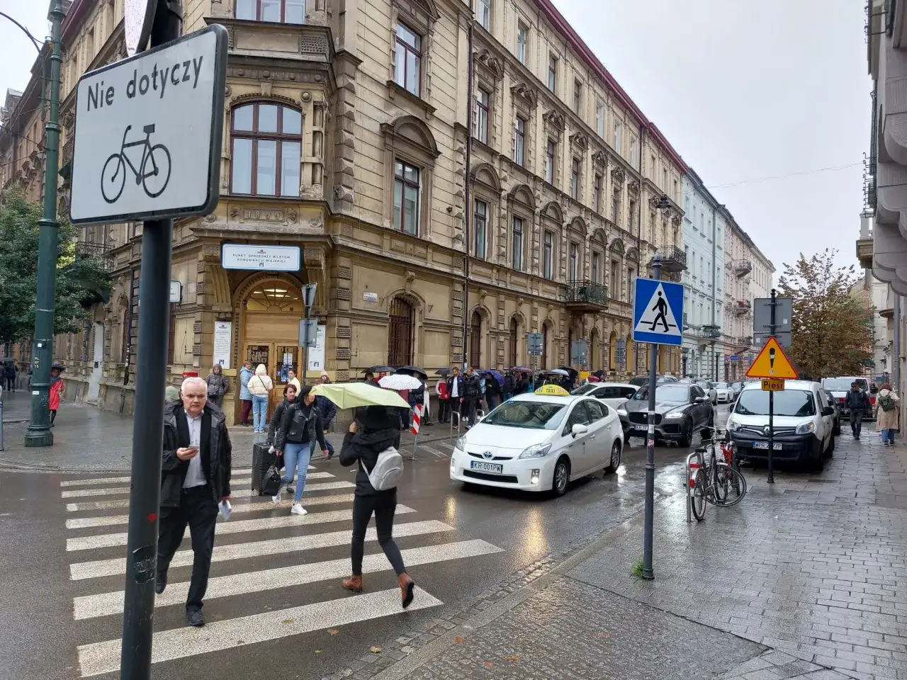 Zdjęcie Gdzie zapłacić mandat MPK Kraków i uniknąć długich kolejek
