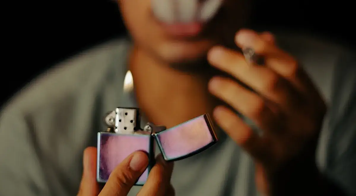 Zdjęcie Jaką benzynę do zapalniczki wybrać, aby uniknąć problemów?