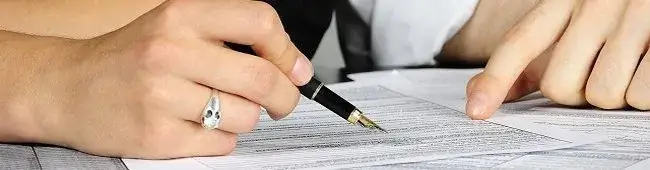 Zdjęcie Czy można odstąpić od umowy zawartej w salonie Play? Sprawdź zasady