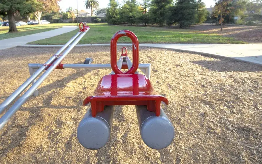 Zdjęcie Czy place zabaw są otwarte? Sprawdź aktualny status i zasady