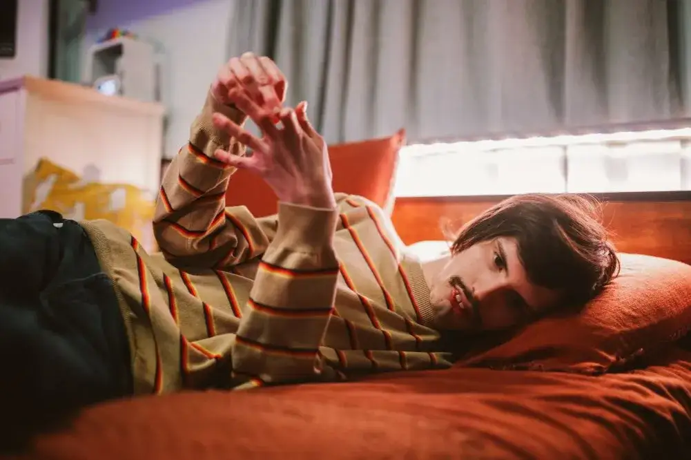 Zdjęcie Objawy autyzmu u dorosłego: Jak rozpoznać i zrozumieć trudności