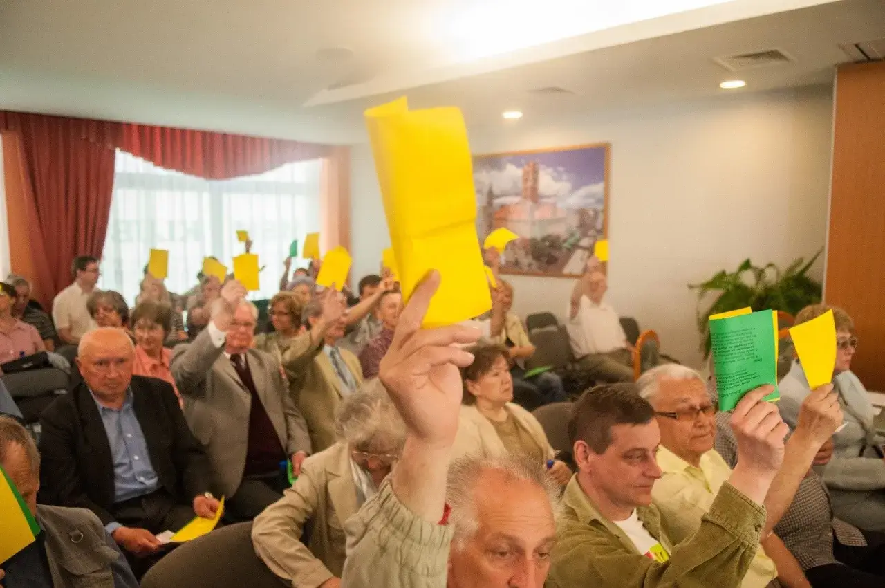 Zdjęcie Ile zarabia członek rady osiedla? Zaskakujące fakty o wynagrodzeniu