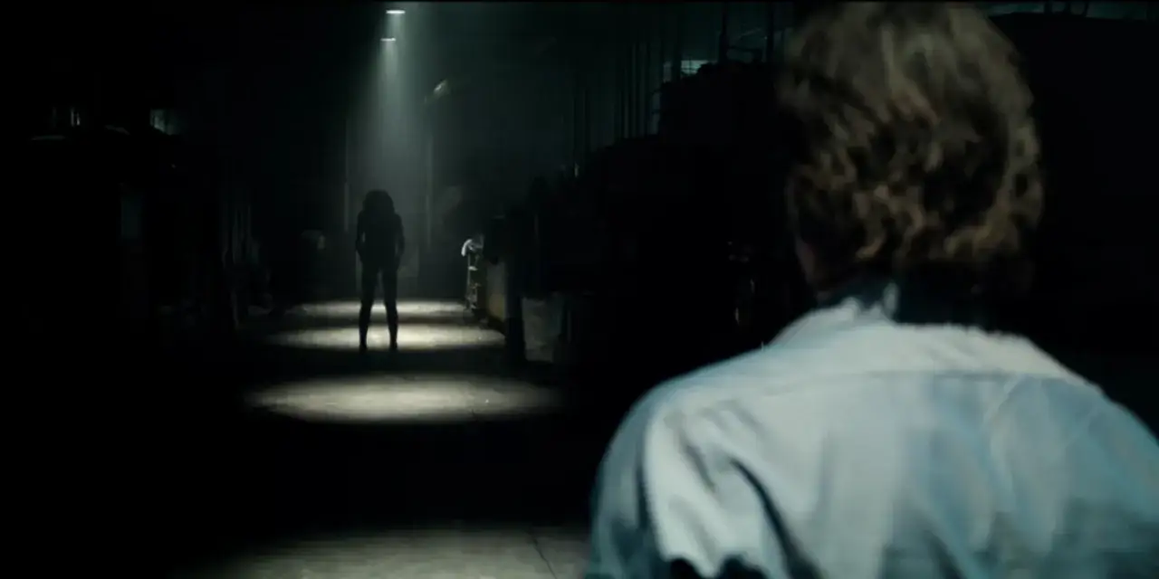 Zdjęcie Gdy zgasną światła: Thriller akcji z Frankiem Grillo - Recenzja