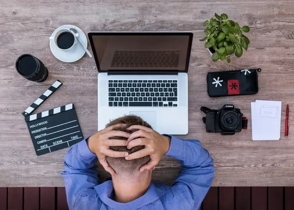 Zdjęcie Jak zgrać zdjęcia z aparatu na laptopa bez problemów i frustracji