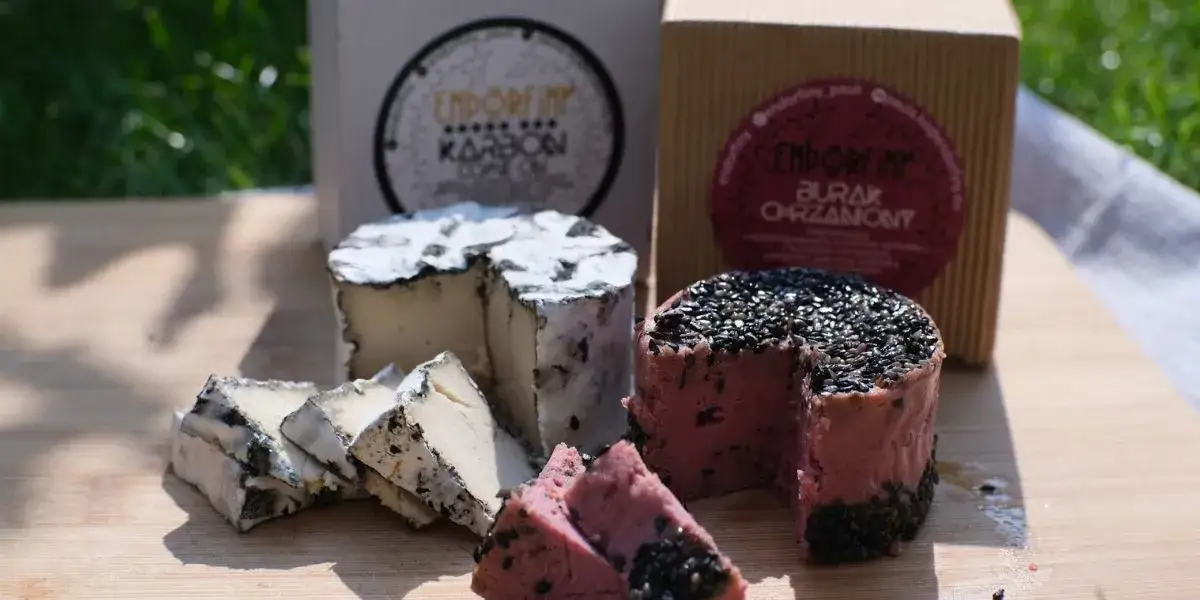 Zdjęcie Wegański ser z czego? Odkryj składniki i ich właściwości