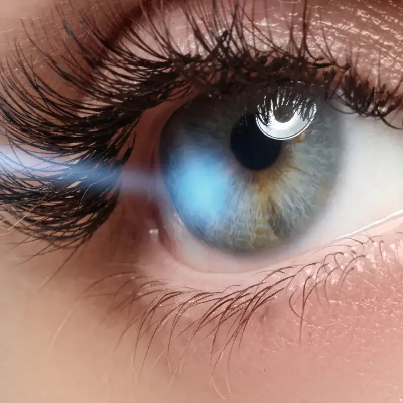 Zdjęcie Ćwiczenia dla oczu podczas długich seansów filmowych - porady specjalisty