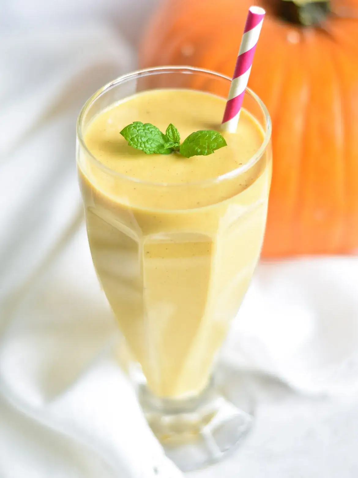 Zdjęcie Koktajl z dyni: wyjątkowe przepisy na pyszne jesienne napoje