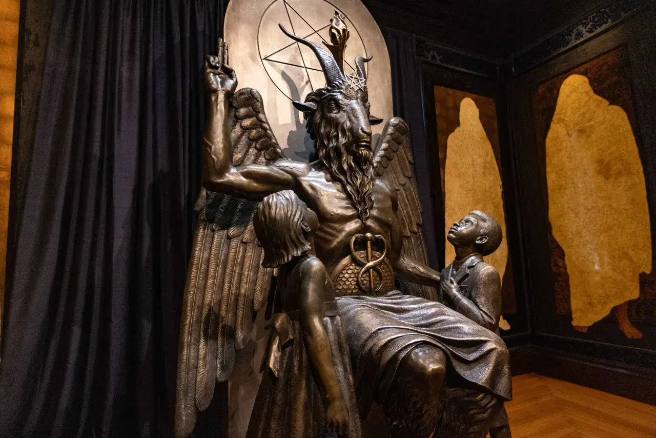 Zdjęcie Baphomet kim jest: odkryj mroczne tajemnice i symbole tej postaci