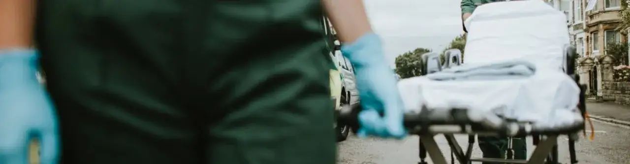 Zdjęcie Ile zarabia ratownik medyczny w karetce? Sprawdź różnice w wynagrodzeniach