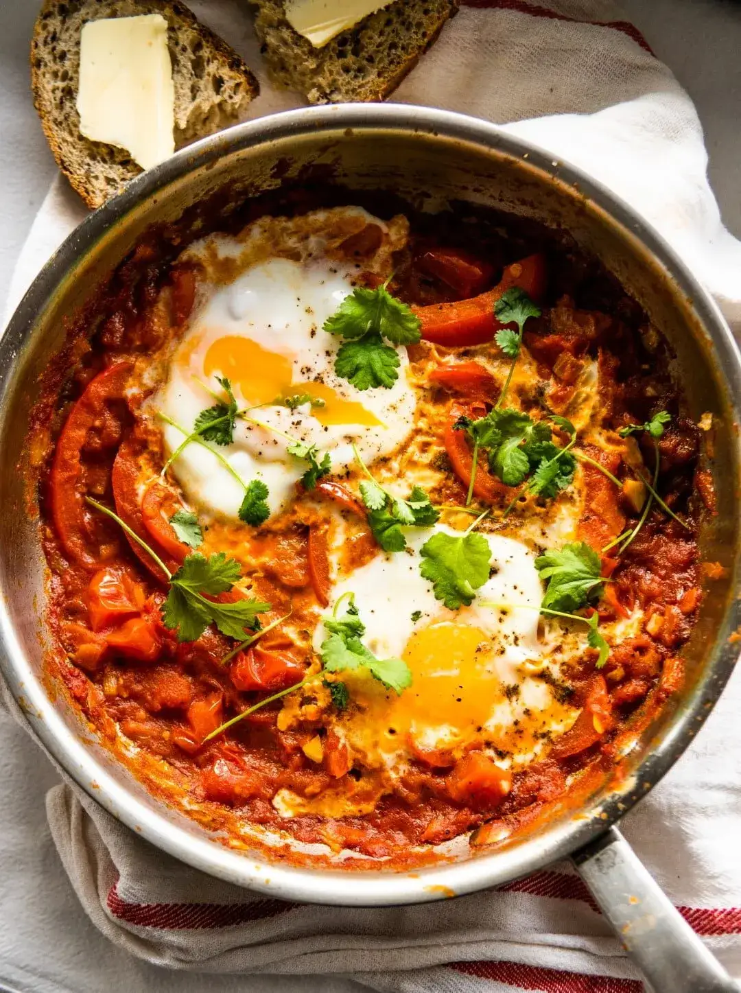 Zdjęcie Sekrety przypraw do szakszuki: co dodać, by zaskoczyć smakiem