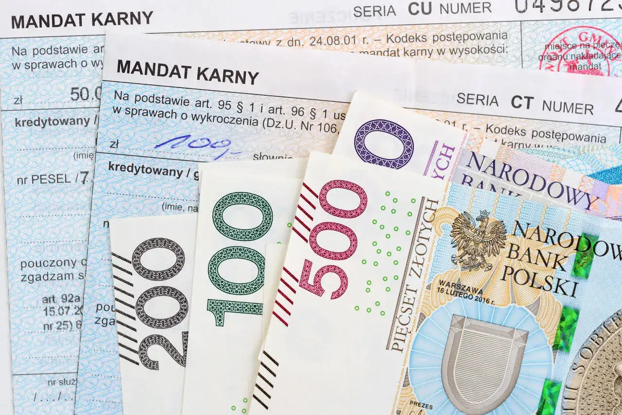 Zdjęcie Jak zapłacić mandat karny przelewem - uniknij problemów z płatnością