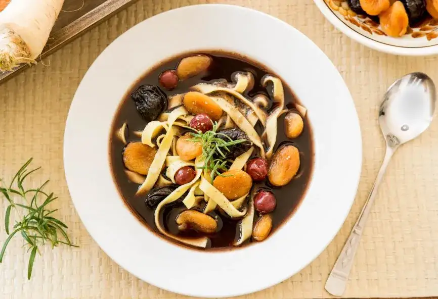 Zdjęcie Jakie przyprawy do czerniny - odkryj tajemnice wyjątkowego smaku