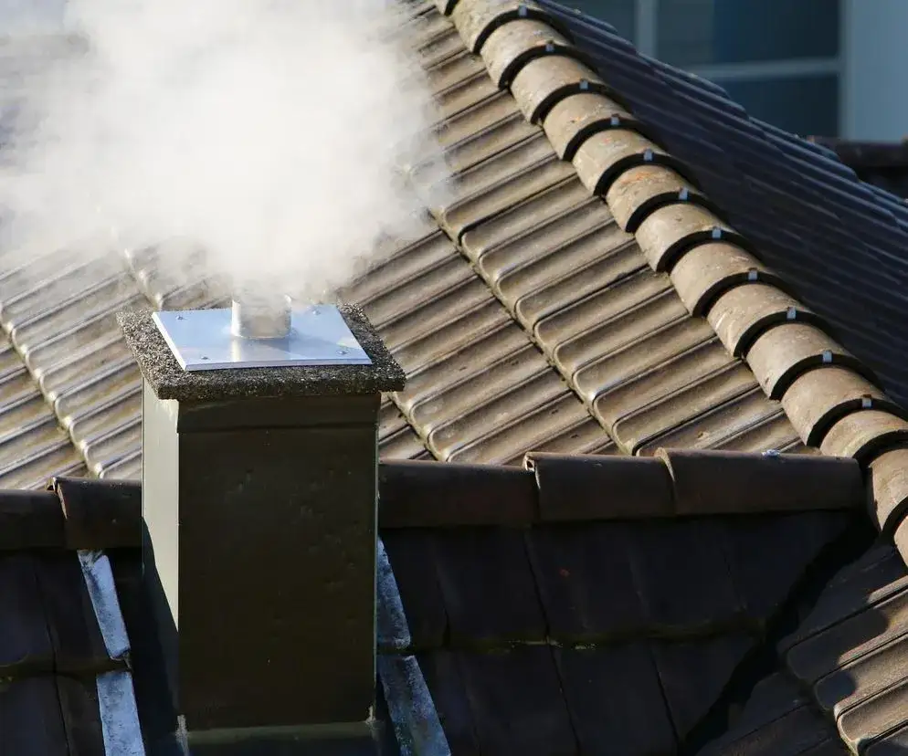 Zdjęcie Czy do pieca gazowego potrzebny jest komin? Wszystko o bezpieczeństwie i wymaganiach