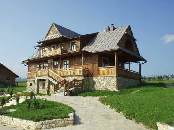 Zdjęcie Skansen Czorsztyn: Odkryj fascynujące atrakcje i piękne widoki