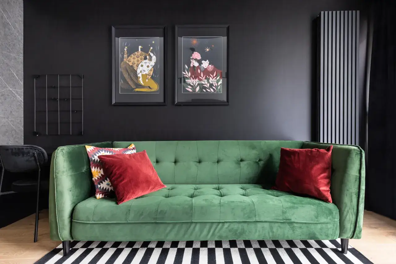Zdjęcie Jakie kolory pasują do zielonej kanapy? Odkryj najlepsze zestawienia