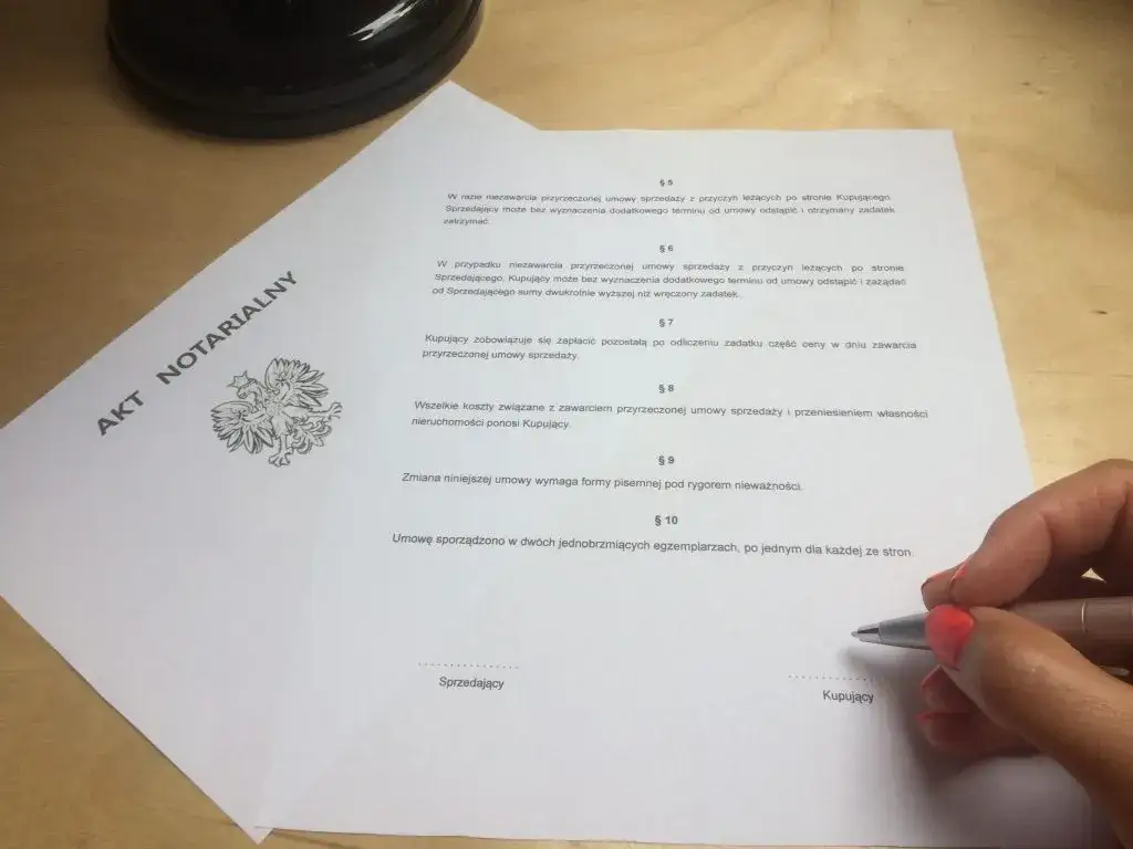Zdjęcie Jak zaksięgować akt notarialny zakupu nieruchomości bez błędów