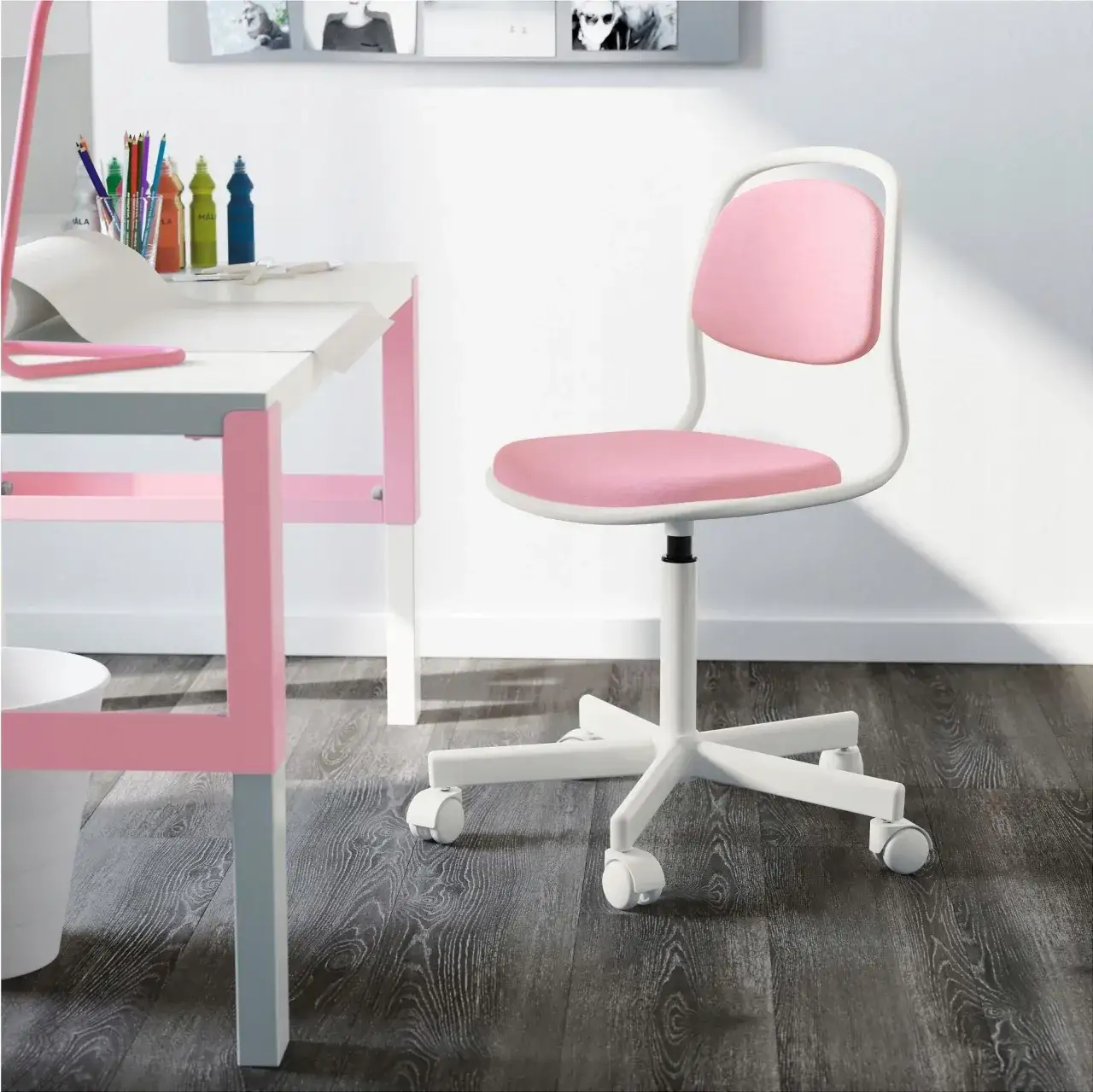Zdjęcie Najlepsze krzesło do biurka dla dziecka z IKEA – wygoda i ergonomia w jednym
