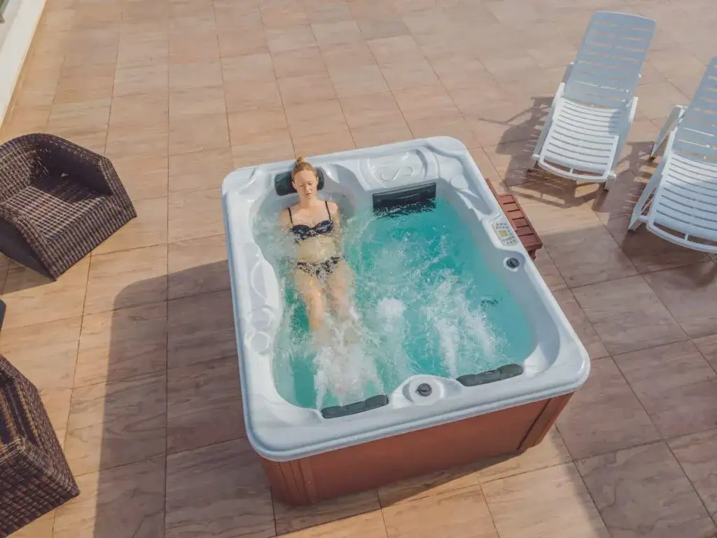 Zdjęcie Najlepsze wanny spa pool - komfort, zdrowie i relaks w Twoim domu