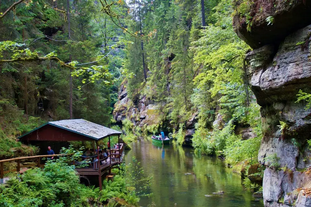Zdjęcie Czeska Szwajcaria atrakcje: odkryj najpiękniejsze miejsca do zwiedzania