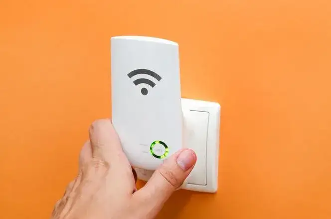 Zdjęcie Najlepszy wzmacniacz Wi-Fi: jak uniknąć słabego sygnału w domu