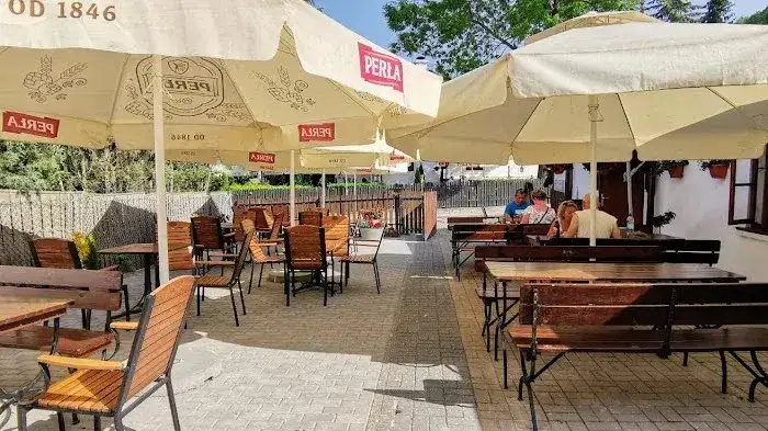 Zdjęcie Gdzie zjeść w Kazimierzu? Odkryj najlepsze miejsca na posiłek