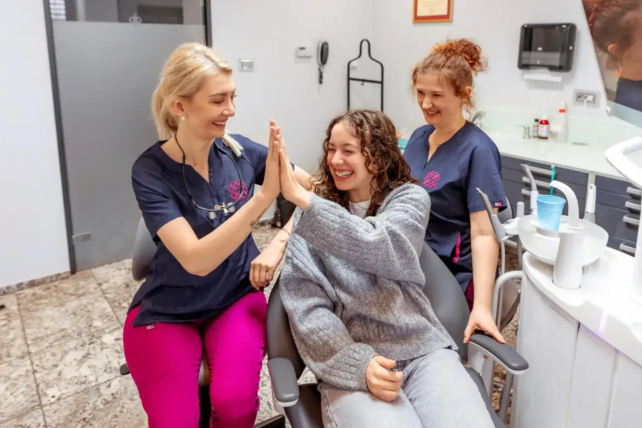 Zdjęcie Dentysta Bukowina Tatrzańska - Skuteczne leczenie bez bólu