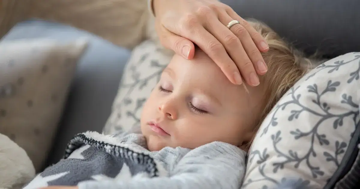 Zdjęcie Co na krtań u dziecka: skuteczne metody leczenia i objawy